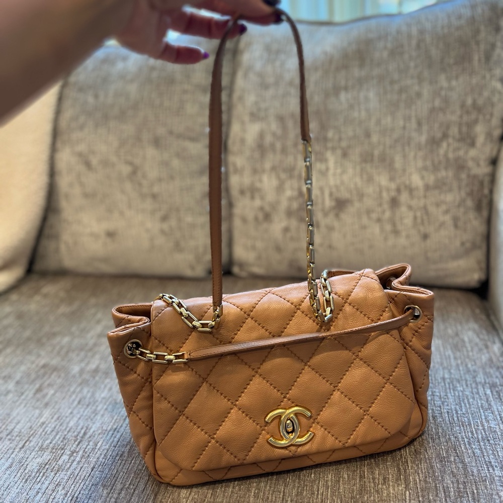 Sold🔥CHANEL QUILTED TAUPE ACCORDION SINGLE FLAP BAG - Picture 10 of 17